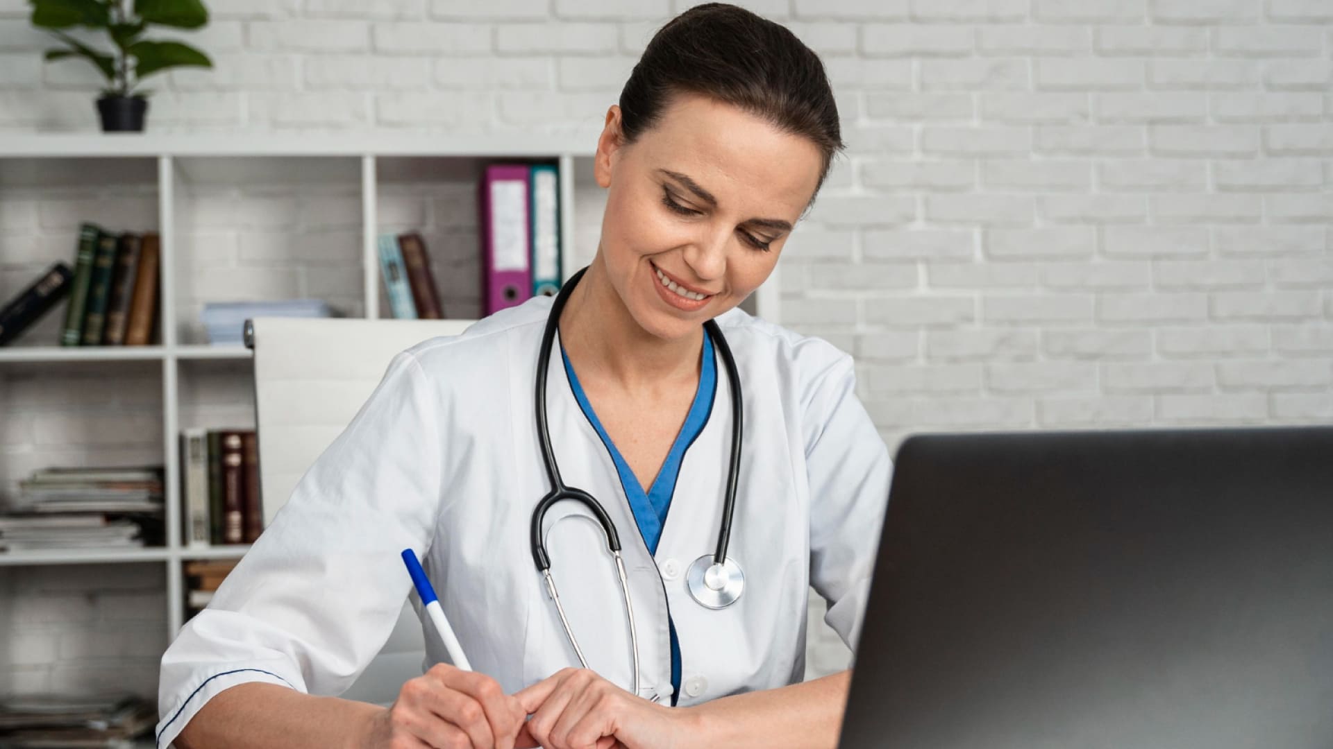 Contabilidade especializada para médicos: Por que vale a pena investir?